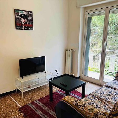 Entire 3 Bed Rooms Apartment,Centrum Genua Exteriör bild
